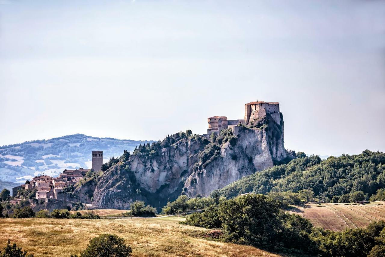 Agriturismo Eutopia San Leo Exteriör bild